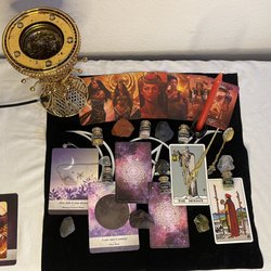 Psychic Readings by Oracle - Decks