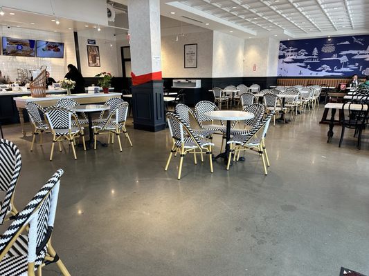 Paris Baguette by null