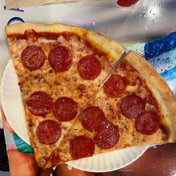 Don Pepi Pizza - Pepperoni Pizza - Pizza Near Me - New York, New York Don Pepi Pizza - Pepperoni Pizza - Pizza Near Me - New York, New York