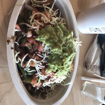 Chipotle Mexican Grill - Half chicken Half Barbacoa burrito bowl with Guacamole and Cheese. Delicious! - Fast Food Near Me - Milford, Massachusetts