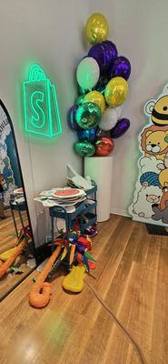Shopify NY by null