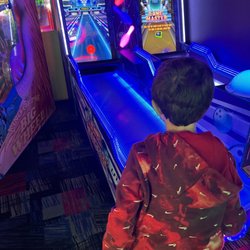 Fast Eddies Fun Center