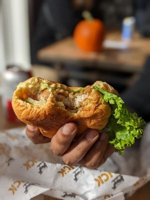 CHUCK BURGER by null