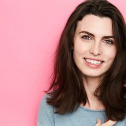 Planet Beach Spray & Spa - Legacy Village - Drinking coffee, soda and wine can stain your smile that's first thing people notice about you! We offer great teeth whitening sessions