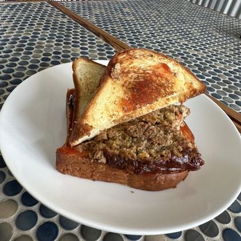 Edna's Kitchenette - Is THAT a Meatloaf Sandwich or what! - Bakeries Near Me - Flatonia, Texas