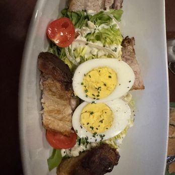 Bentley's Grill - Wedge salad - New American Near Me - Salem, Oregon
