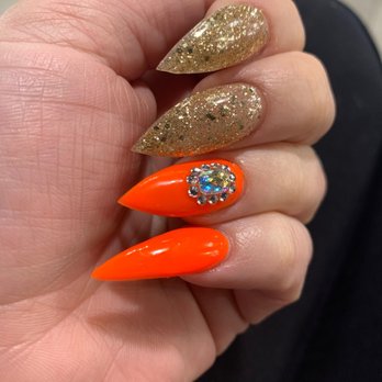 Deluxe Nails & Spa - Nail Salons Near Me - Everett, Washington Deluxe Nails & Spa - Nail Salons Near Me - Everett, Washington