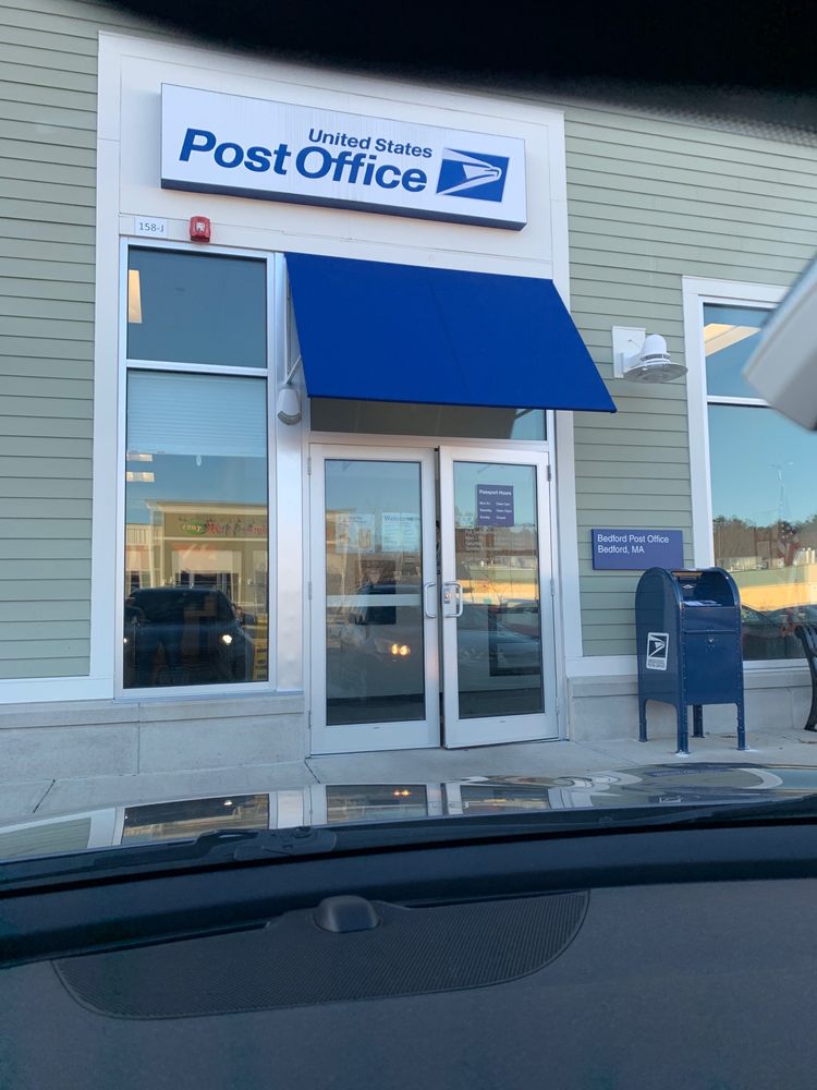 US POST OFFICE 168 Great Rd, Bedford, Massachusetts Post Offices