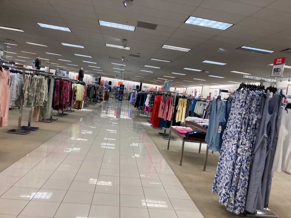 BELK DEPARTMENT STORE Updated September 2024 2990 Meadow Creek Dr, Bossier City, Louisiana