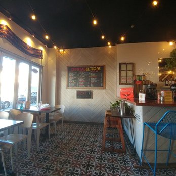 Cemitas El Tigre - Nifty interior. - Mexican Near Me - Sunnyside, New York