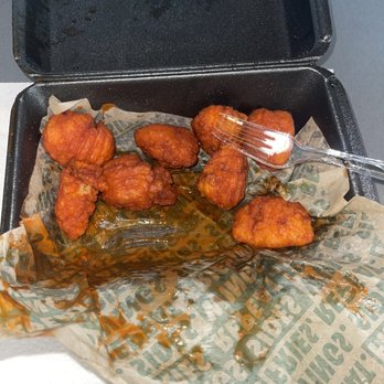 Wingstop - Chicken Wings Near Me - Des Plaines, Illinois