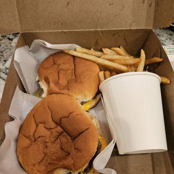 Rapid Ray's - Simply done burgers and fries. Missing are the tasty onion rings - Burgers Near Me - Saco, Maine