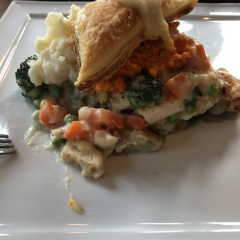 North Tavern - Chicken pot pie - New American Near Me - Wading River, New York
