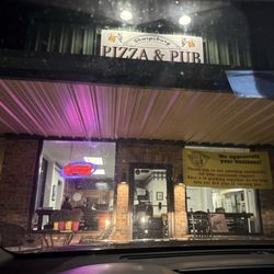 Sharpsburg Pizza & Pub - Outside of restaurant