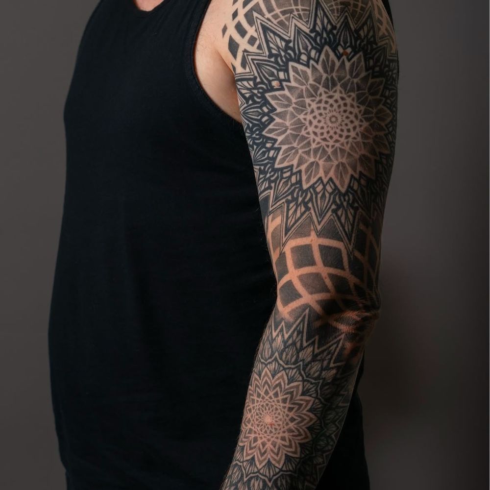 Skin - Plugged In, image size:1000x1000