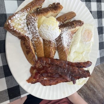 AppleTree Cafe & Bakery - French Toast - Bakeries Near Me - Lubbock, Texas