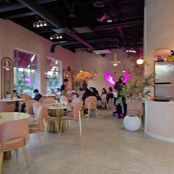 Pink Pistachio Cafe - Inside - Coffee & Tea Near Me - Somerset, New Jersey