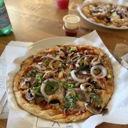 Build your own pizza
