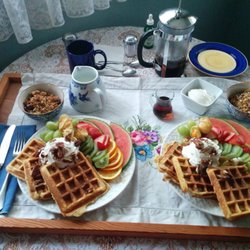 Black Berry Patch Bed and Breakfast - Waffles