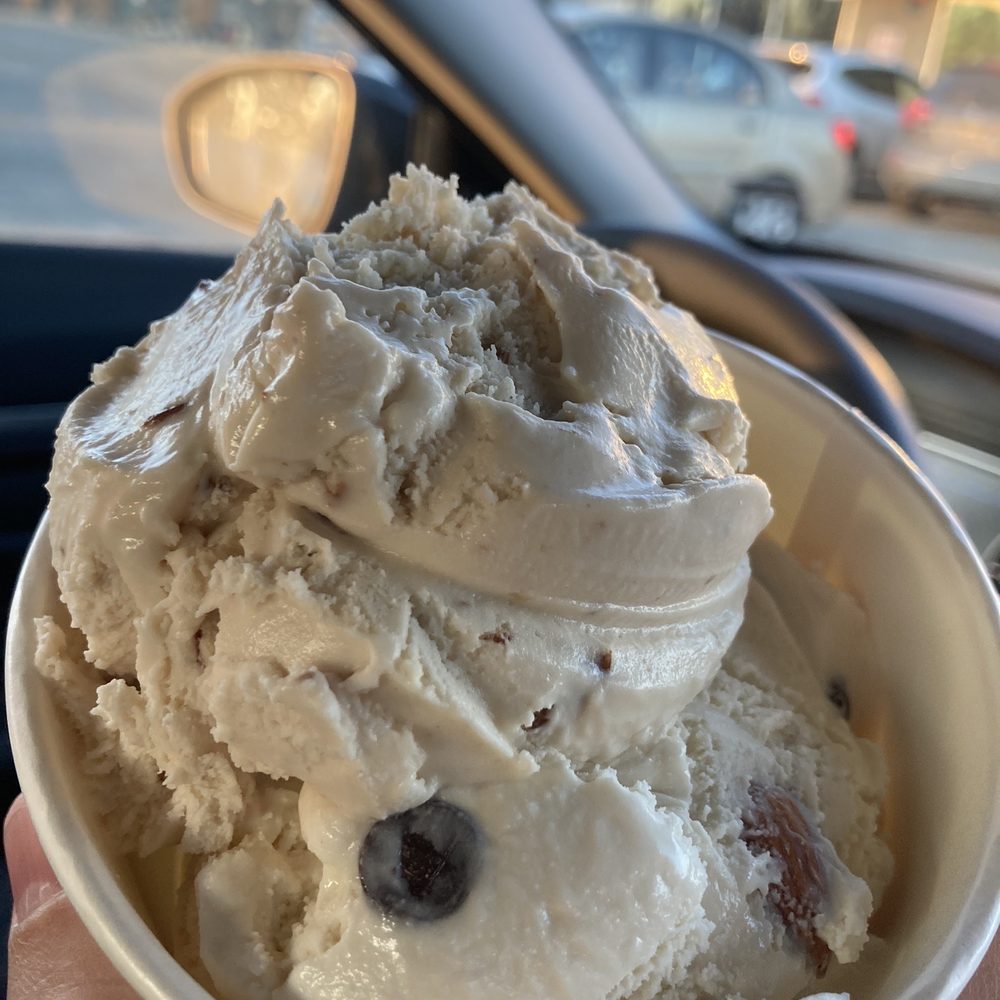 WooHoo Ice Cream - Road construction was very good with a vanilla base and whole almonds. Maple Butter pecan was very good with a honey taste. - Ice Cream & Frozen Yogurt Near Me - Anchorage, Alaska