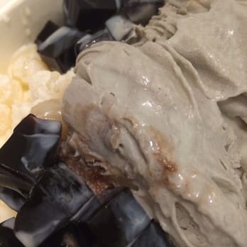 Iceskimo - Sesame and original with grass jelly and mochi. - Ice Cream & Frozen Yogurt Near Me - San Diego, California