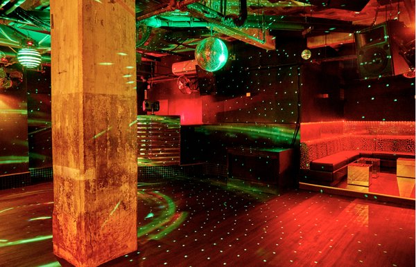 Cafe Balearica by null