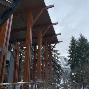 REI - Outdoor Gear Near Me - Seattle, Washington