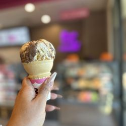 Baskin Robbins - Gold Medal Ribbon on a cake cone