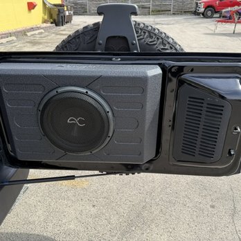 Xplosive Audio N' Graphix - Car Stereo Installation Near Me - Appleton, Wisconsin