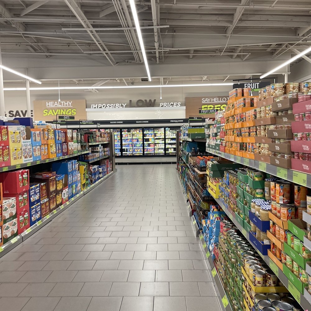ALDI - Clean aisles - Grocery Near Me - Arcadia, California