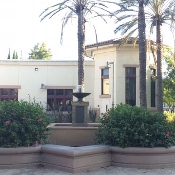 Abraham Lincoln Park - Fountain - Parks Near Me - Burbank, California Abraham Lincoln Park - Fountain - Parks Near Me - Burbank, California