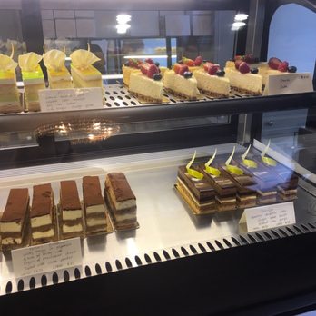 Delice Et Chocolat - Chocolatiers & Shops Near Me - Ardmore, Pennsylvania Delice Et Chocolat - Chocolatiers & Shops Near Me - Ardmore, Pennsylvania