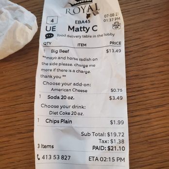 Royal Pizza Roast Beef & Seafood - As long as you don't ask them to follow special requests you can overpay for everything on the menu. - American Near Me - Stoneham, Massachusetts
