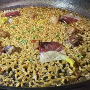 CruiX - Riz de boeuf maturee - Tapas Bars Near Me - Barcelona, B