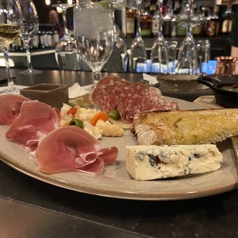 Kyndred Hearth - Charcuterie - Pizza Near Me - Eagan, Minnesota