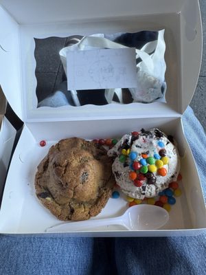 Fit for a Cookie by null