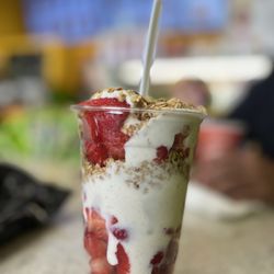 Fresas con crema aka strawberries and cream anywhere