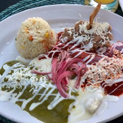 Pepegina's - Enchiladas Pepeginas: arrachera, cheese and chicken