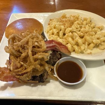 Rock Bottom Restaurant & Brewery - BOURBON BLUE CHEESEBURGER MAC CHEESE - Brewpubs Near Me - Bethesda, Maryland Rock Bottom Restaurant & Brewery - BOURBON BLUE CHEESEBURGER MAC CHEESE - Brewpubs Near Me - Bethesda, Maryland