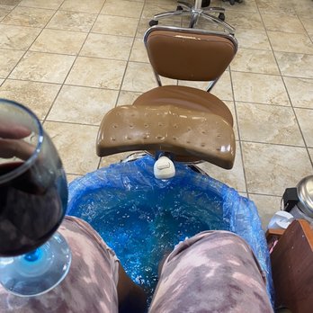 Paradise Nails - Nail Salons Near Me - Fishers, Indiana