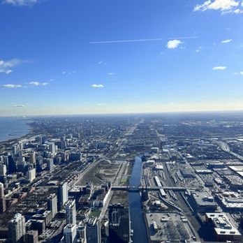 Willis Tower - Landmarks & Historical Buildings Near Me - Chicago, Illinois