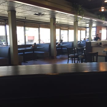 Ao Sen - Clean - Vietnamese Near Me - Albany, California