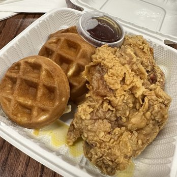 Pancakes & Waffles - Breakfast & Brunch Near Me - Honolulu, Hawaii Pancakes & Waffles - Breakfast & Brunch Near Me - Honolulu, Hawaii