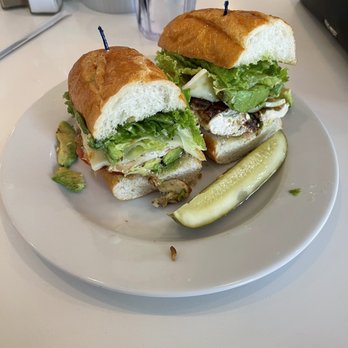 Jongewaard's Bake n Broil - California Chicken Sandwich - American Near Me - Long Beach, California