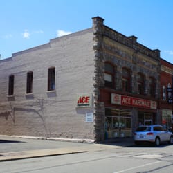 Ypsi Hardware - Front Entrance off Pearl Street.