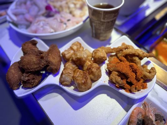 Chong Qing Wharf Hot Pot & LAANKEE LEMON TEA山城码头火锅&澜记港式茶饮 by null