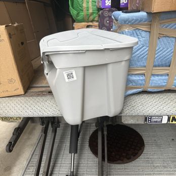 Clutter Moving & Storage - Washington DC - My tote ruined - Self Storage Near Me - Columbia, Maryland
