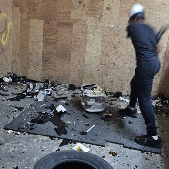 Smash Kingdom - Axe Throwing Near Me - Oakland, California Smash Kingdom - Axe Throwing Near Me - Oakland, California