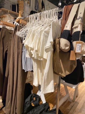 Brandy Melville - Flagship by null