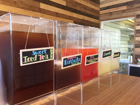 Maui Bread Company by null